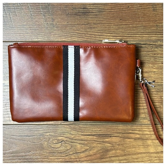 NWOT Funky Monkey Wristlet - Picture 3 of 9